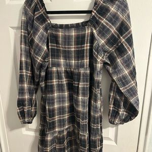 Universal Threads 3/4 sleeve bohemian-causal plaid style dress with pockets